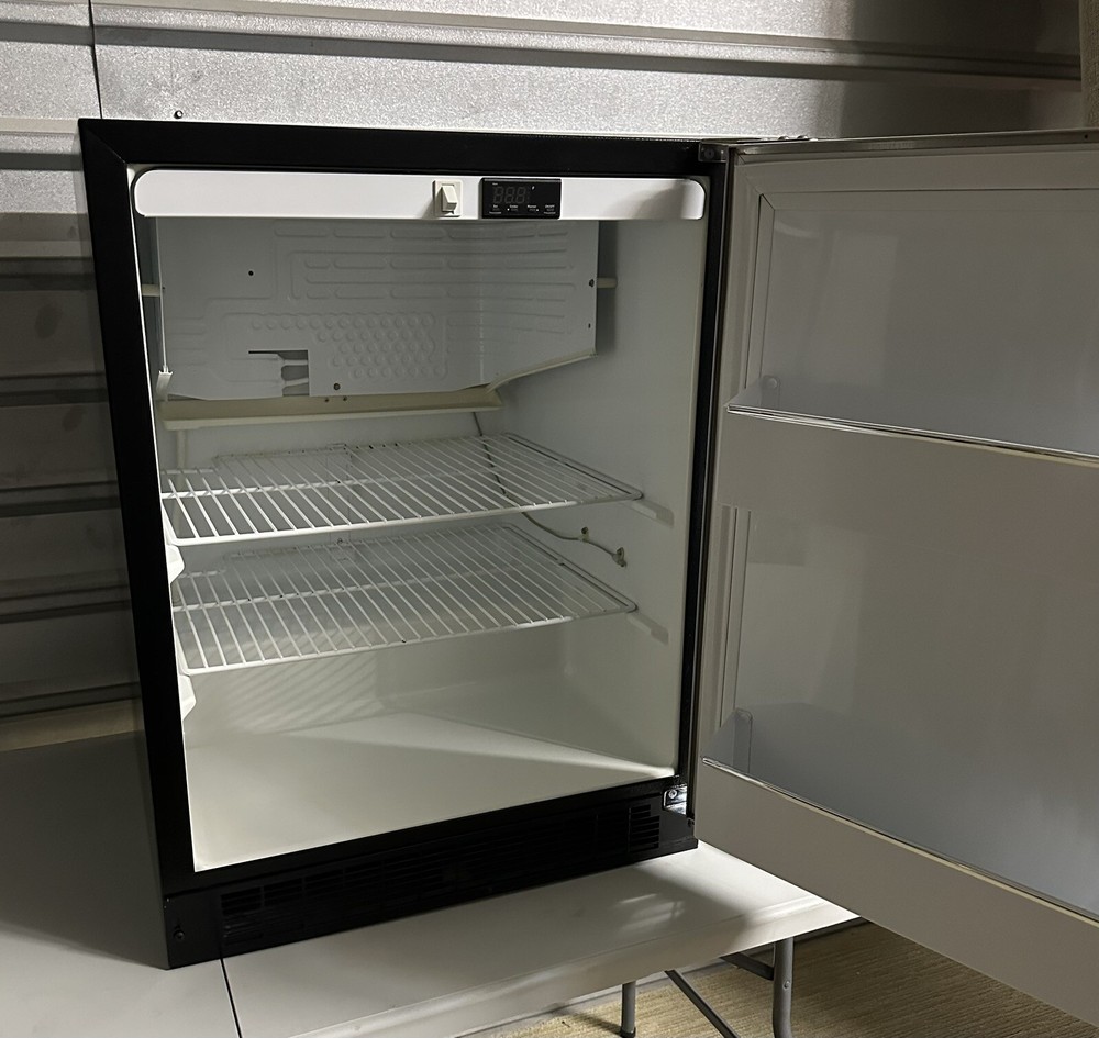 Marvel Built In Counter Depth Compact 24” Refrigerator ADA Compliant 6ADAMBSFR
