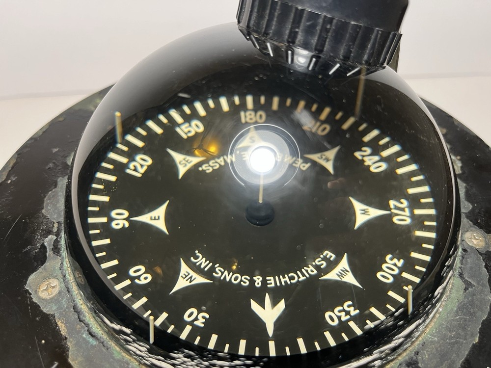 Vintage E.S. Ritchie & Sons Nautical Compass