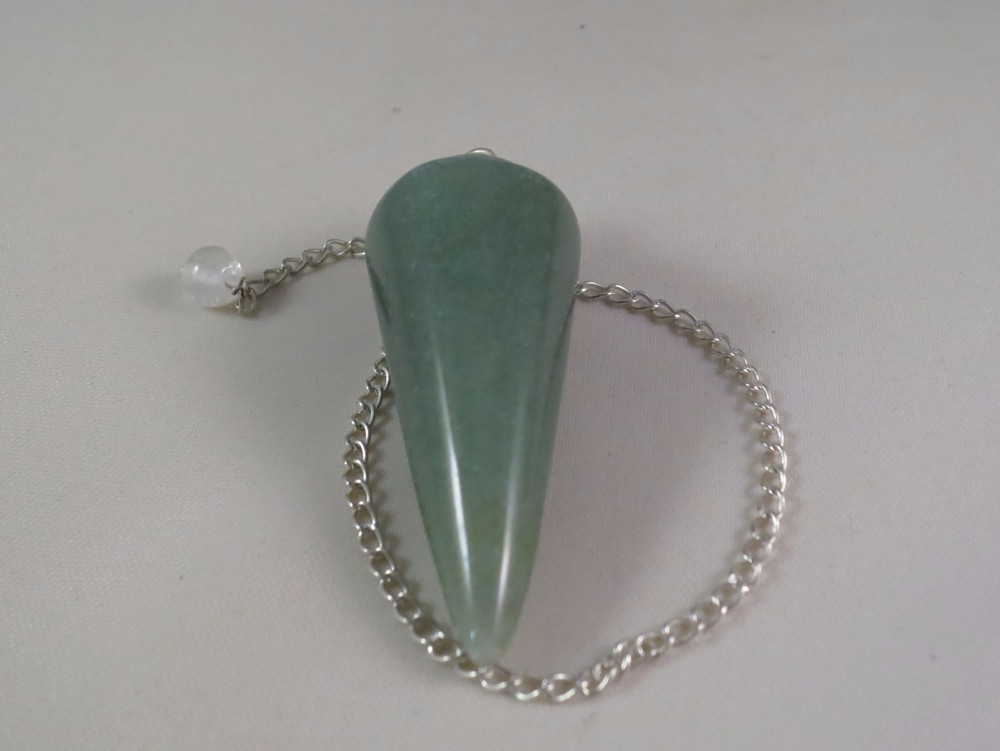 GREEN AVENTURINE CRYSTAL PENDULUM
