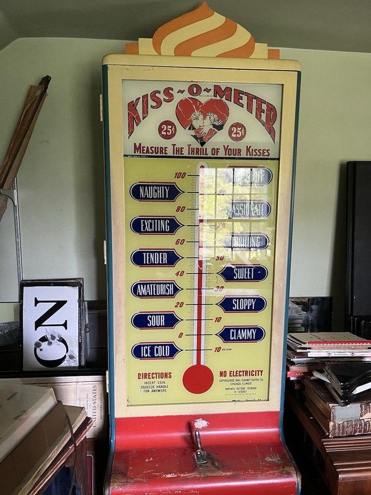 1945 Cedar Point Arcade Kiss-o-meter
