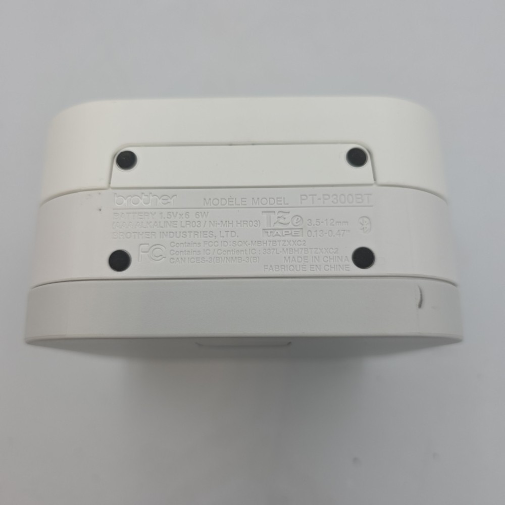 Brother P-Touch PT-P300BT Cube Smartphone Bluetooth Wireless TESTED