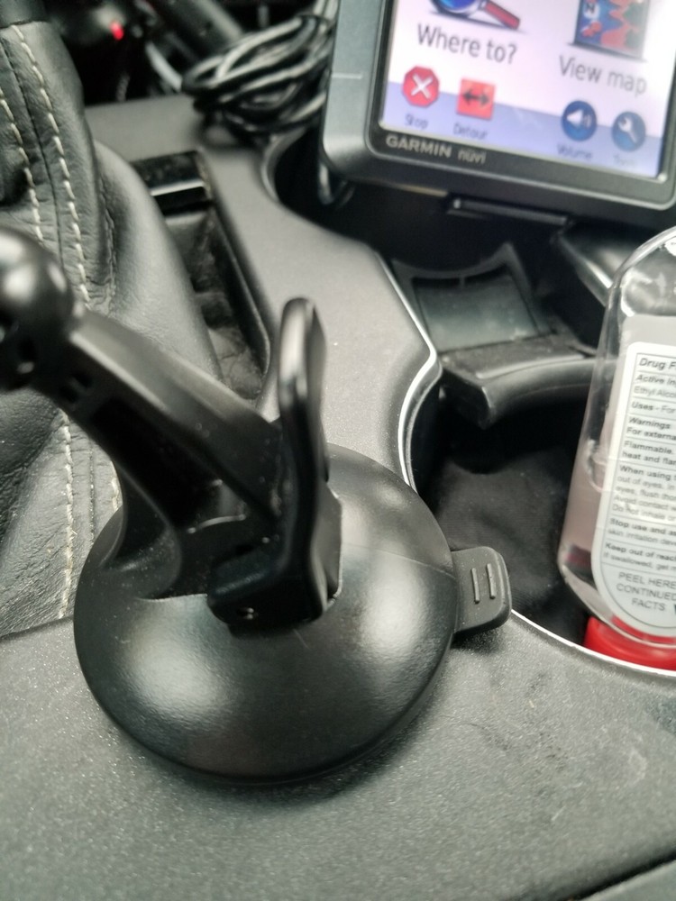 Garmin nüvi 205W bundle.