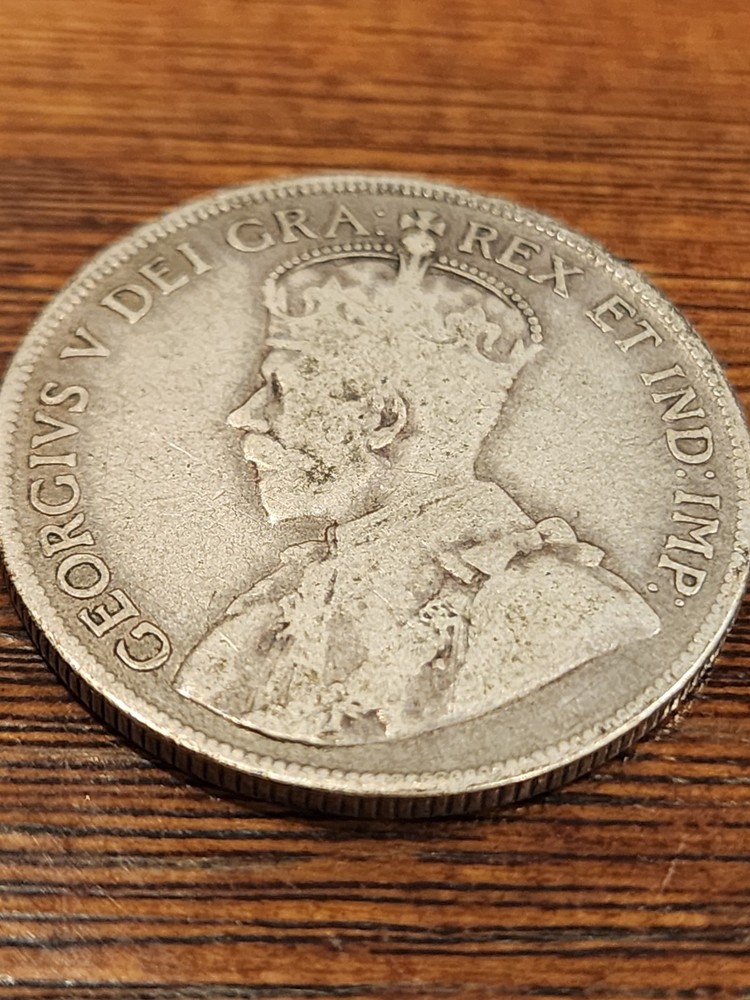 1929 Canada 50 Cents Silver Coin