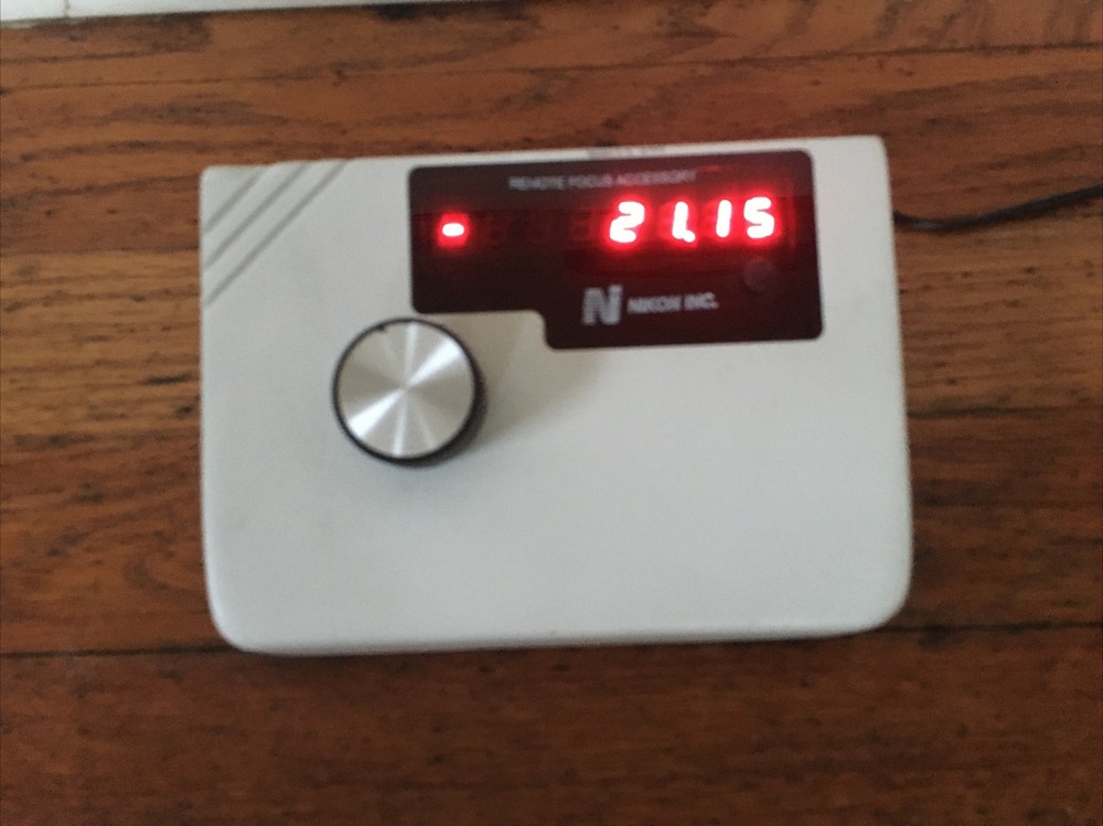 Nikon Remote Focus Accessory - Vertical Motor Controller Model 99644