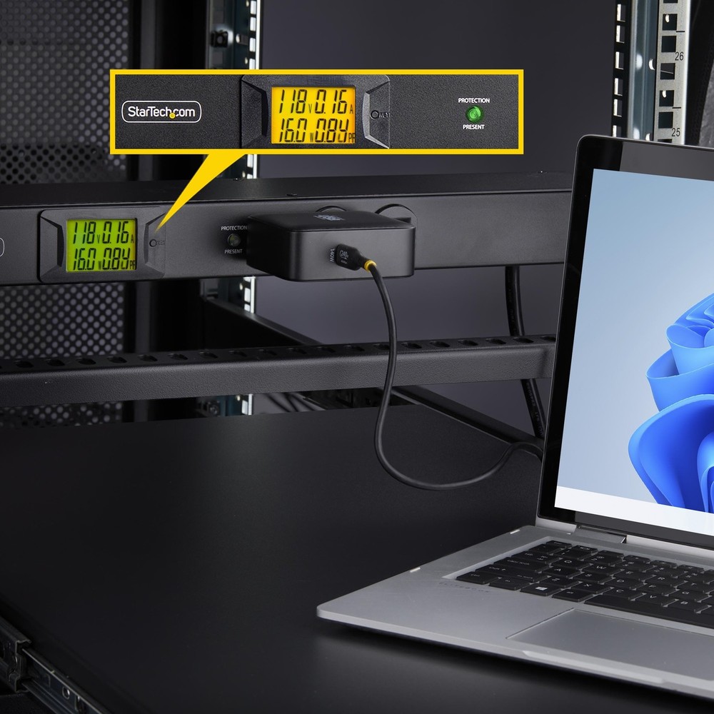 StarTech 8-Outlet Horizontal Rack Mount Metered PDU, 8ft Power Cable