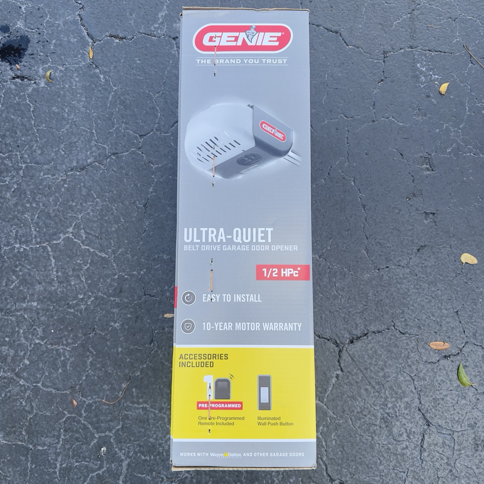 NEW Genie 1/2 HPc Quiet-Lift Belt drive Garage Door Opener, Model # 1055-VE