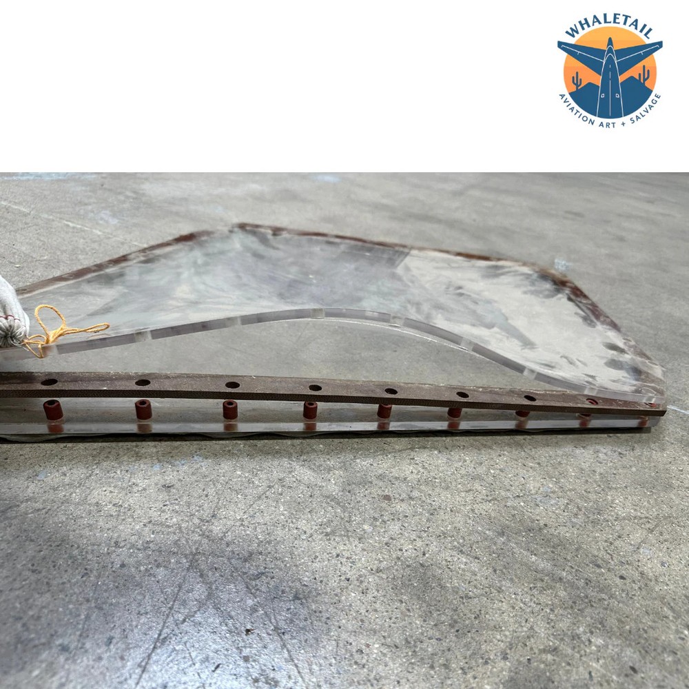 737-700 Flight Deck RH #3 Window