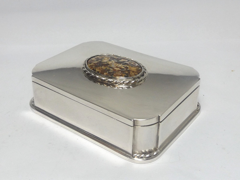 RARE 930 SWEDISH 126g SOLID SILVER BOX, TOBACCO BOX, AGATE, MAKER SIGNED, c1951