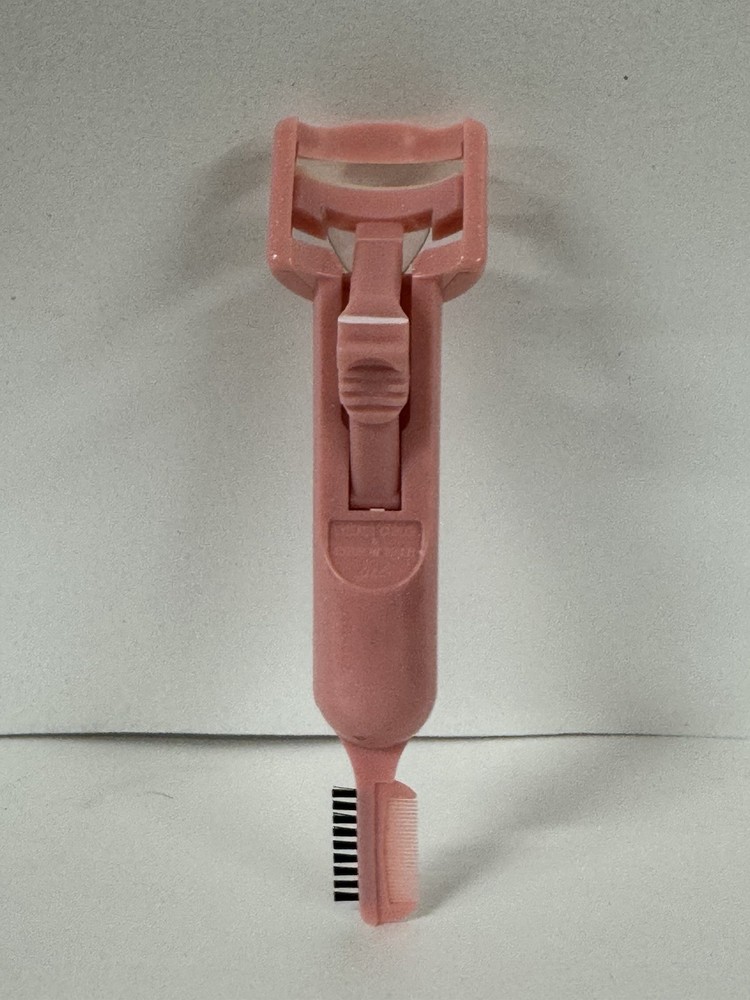 Eyelash curler & eyebrow brush