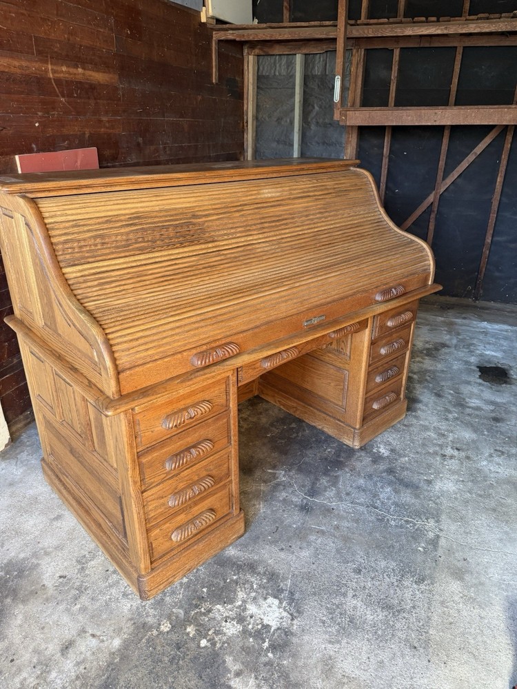 60” OAK ROLL TOP RAISED PANEL OAK ROLLTOP DESK