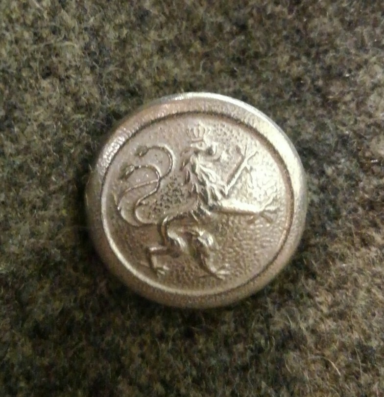 WWI German Bavarian Silver finish 21MM RIGHT FACING buttons by the each