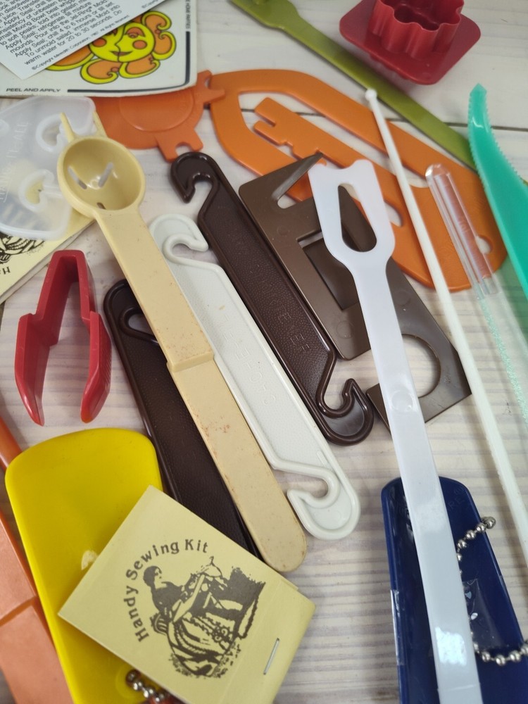 Vtg Tupperware Kitchen Utensils Gadgets Lot
