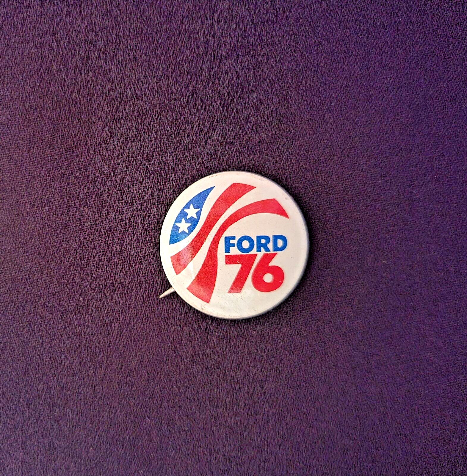 Gerald Ford - Presidential Campaign Pinback Button - 1976 EXCELLENT
