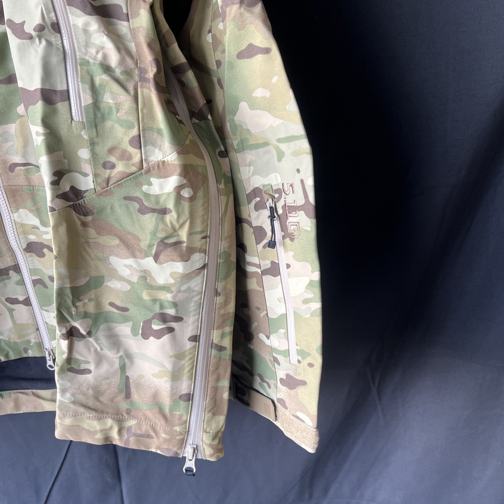 5.11 tactical jacket Size M Camo…b41