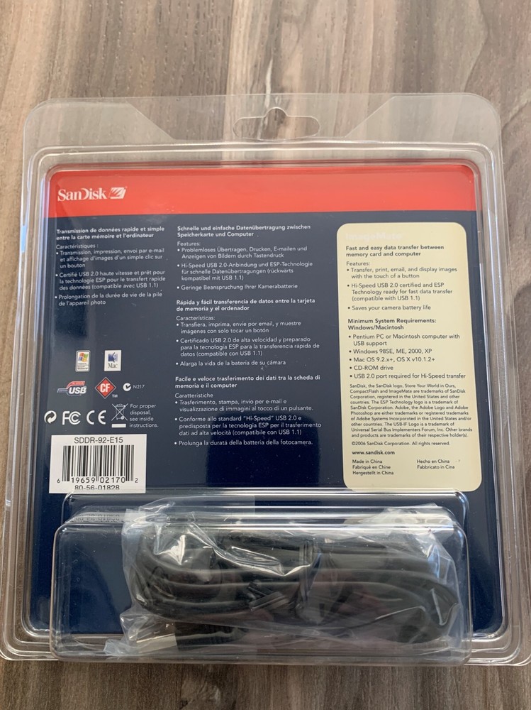 SanDisk CompactFlash USB 2.0 Reader with Button (SDDR-92-E15)