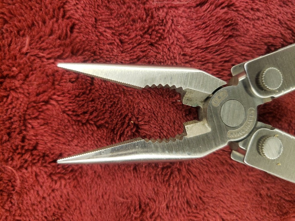 Leatherman ~ PST Multi tool 0400 0600 Date Codes