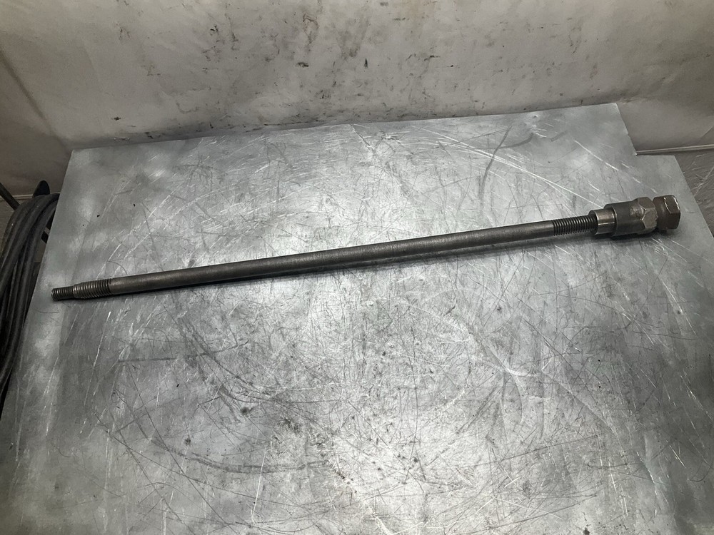 Brown & Sharpe No. 2 Vertical Milling Machine Light Type Draw Bar Rod