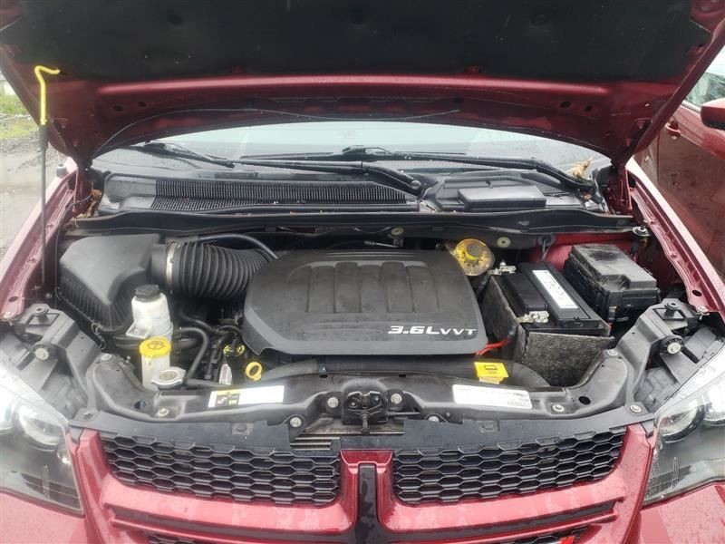 CARAVAN 2018 Glove Box 354708