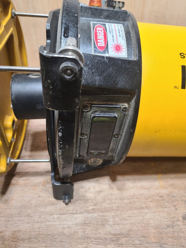 Spectra-Physics Model 942 Laser Level SL Rotary Laser Level