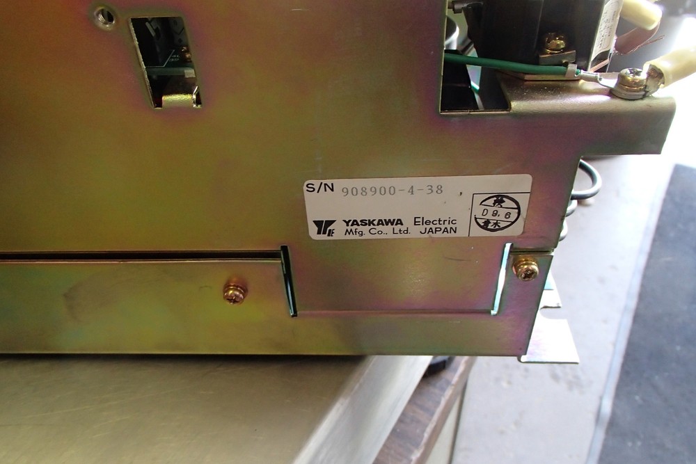 Yaskawa SERVOPAK SERVO CONTROLLER CACR-SR-05BB1BF Used T/O