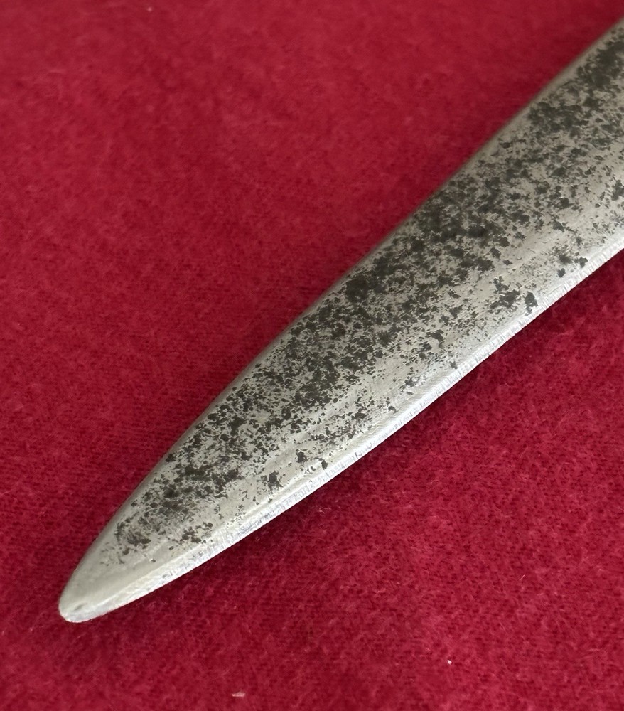 WW1 - CUSTOM MADE DAGGER - UNIQUE - HANDMADE - 100 + YEARS OLD