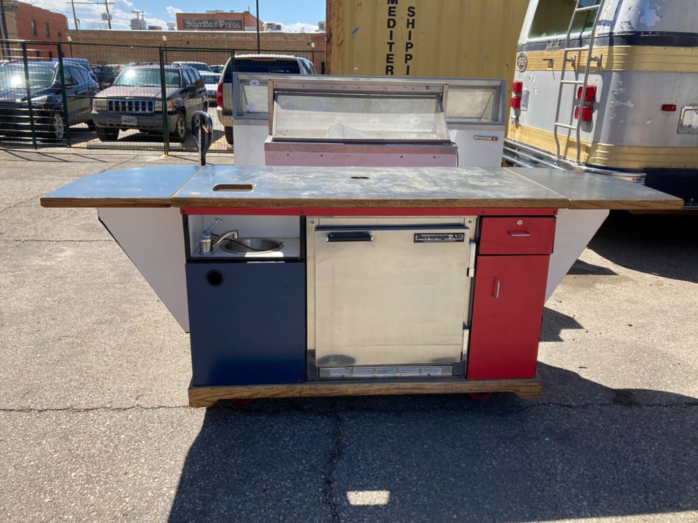 Seattle Style Coffee Cart by ECLIPSE SPECIALTY CARTS