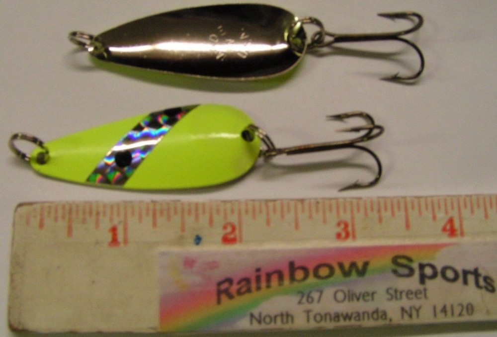 2/5oz. CHAMPION CASTING SPOONS -- CHARTREUSE/SILVER-DOT Tape stripe