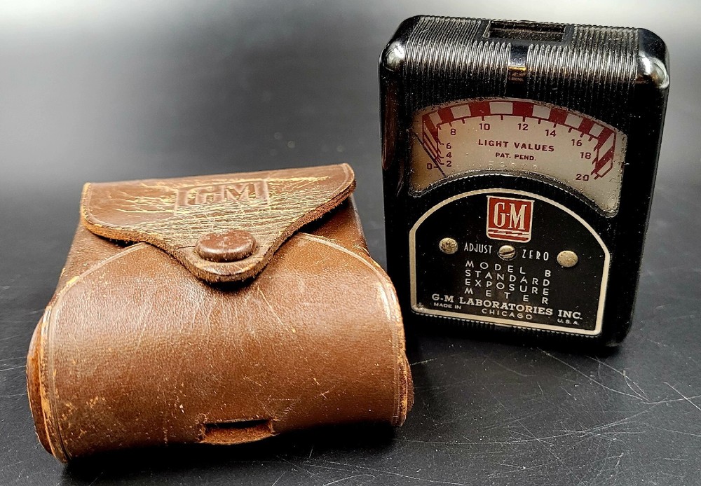 GM Model B Exposure Meter W/Case Chicago Vtg