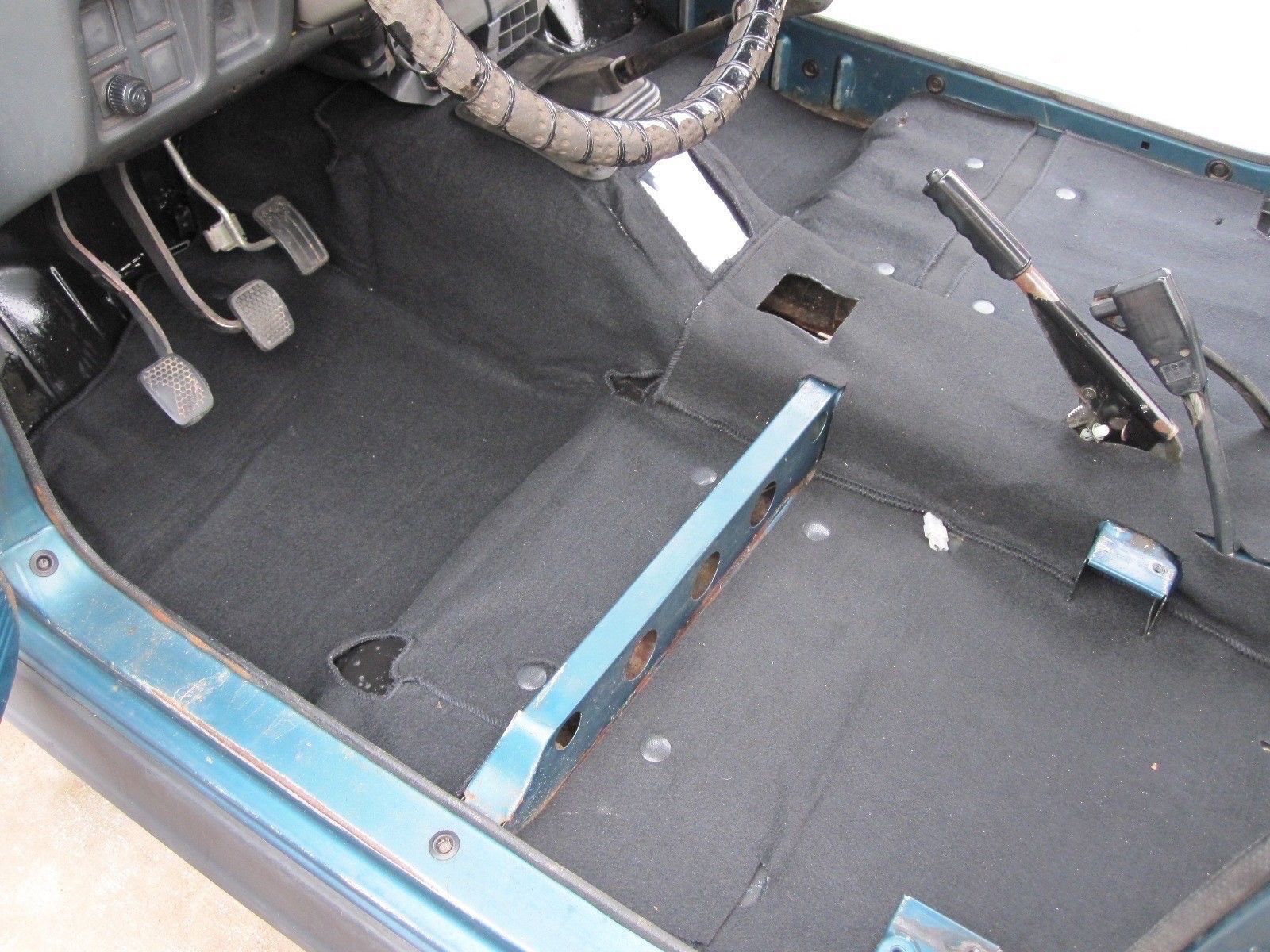 CARPET/FELT - PASSENGER AREA (OEM) - SAMURAI '80-'95