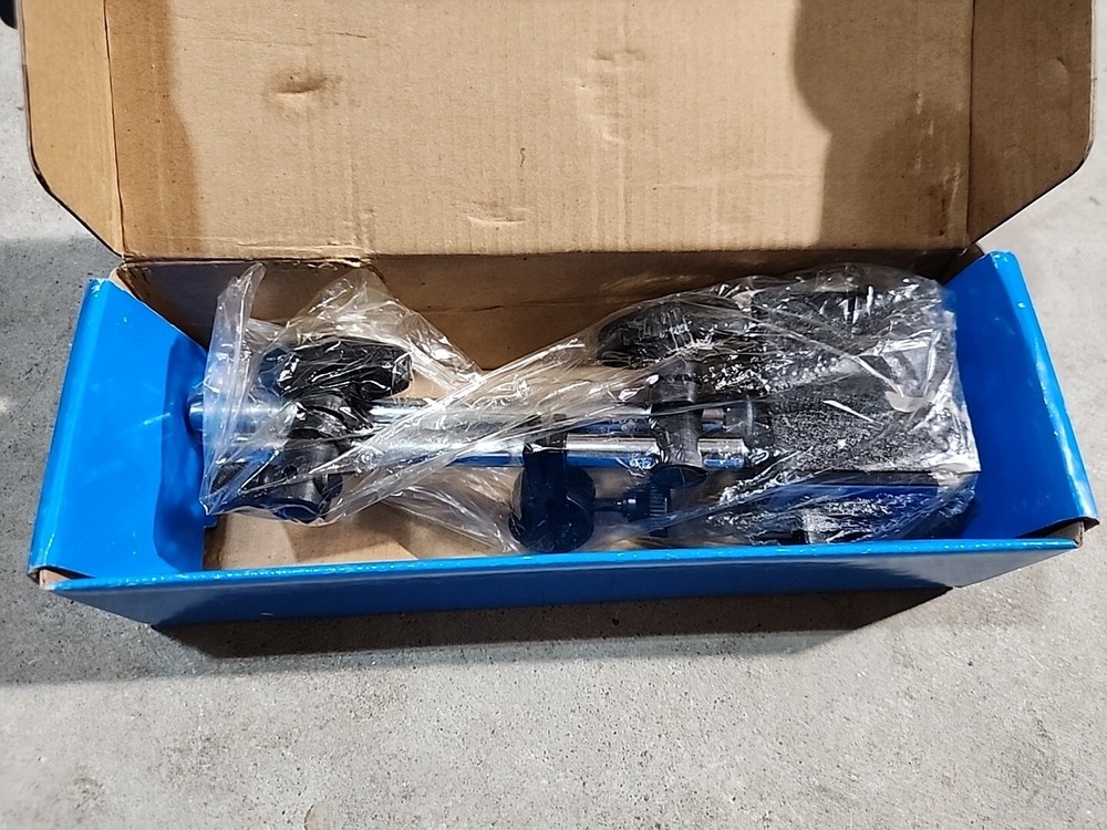 Multipositional Magnetic Base w/Fine Adjustment