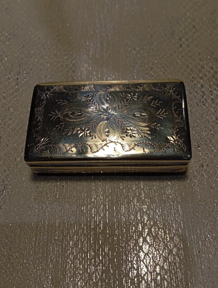Solid Silver Snuffbox, Early 19th Century.