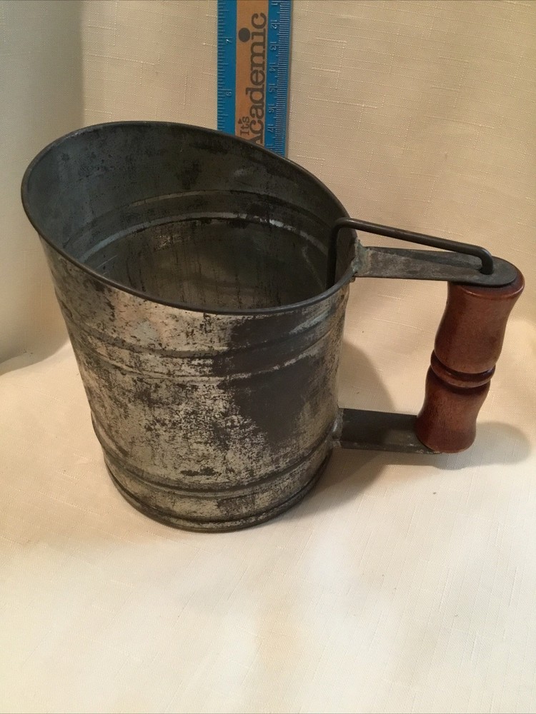 Vintage Savory Shaker Sifter Tin Flour Sifter