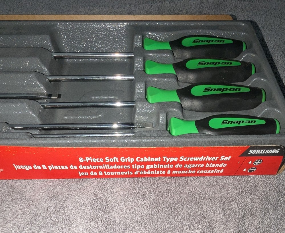 SNAP ON 8pc Instinct Soft Grip Extra-Long Combination Cabinet Screwdriver Set GR