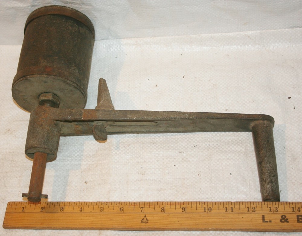 VINTAGE ANTIQUE PLUMBER'S WINDING DRUM HANDLE TOOL LINE MATERIAL IND. MODEL 50B