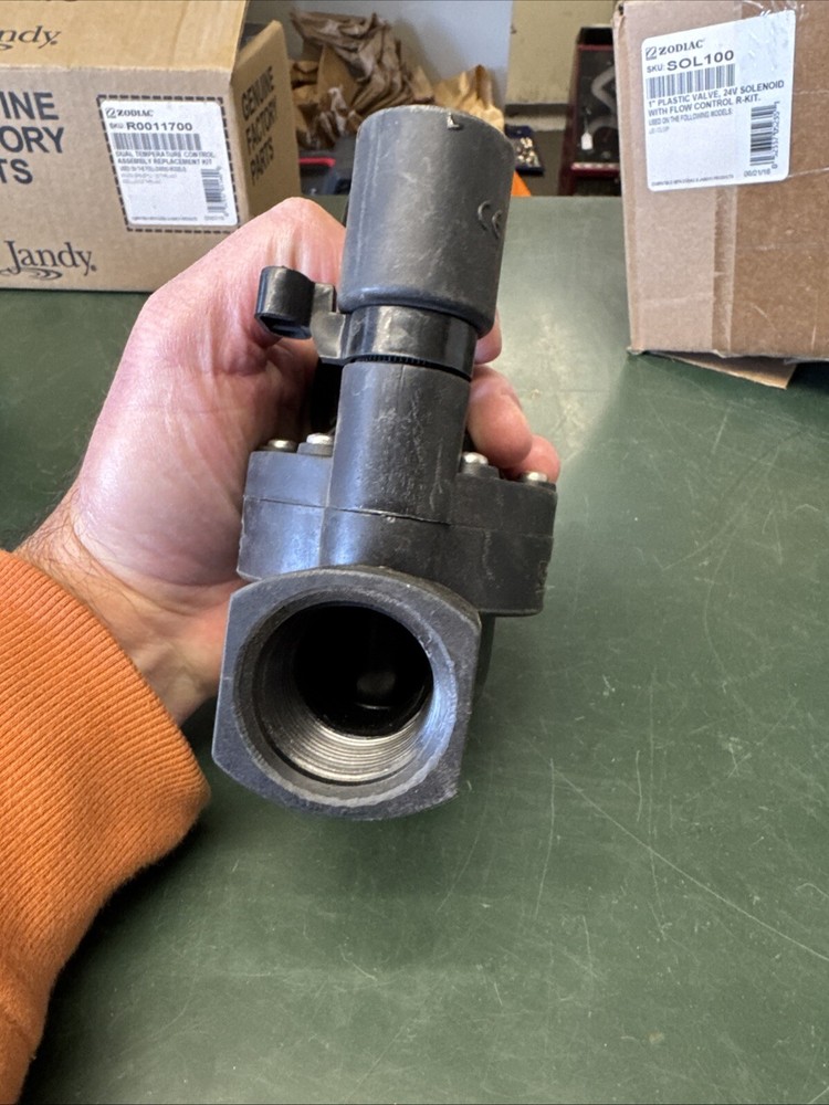 Zodiac Levelor Solenoid flow control Valve Assembly - 1" - 24V - SOL100