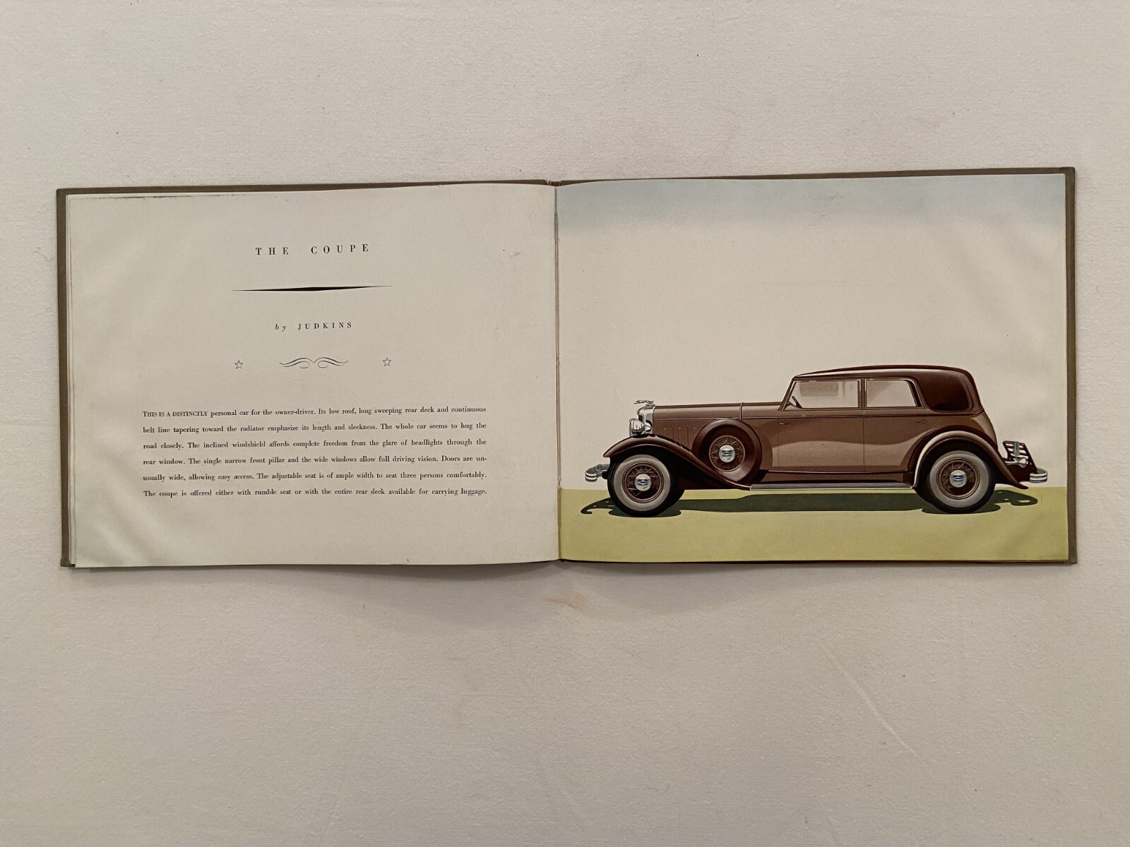 CA 1931 LINCOLN TWELVE CYLINDER MOTOR CARS HARDBOUND ORIGINAL FULL-COLOR CATALOG