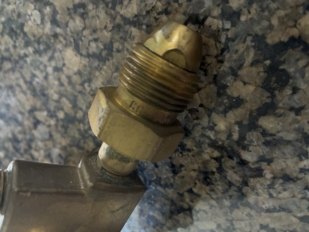 MECO P-600 MODERN ENGINEERING 3000 PSI