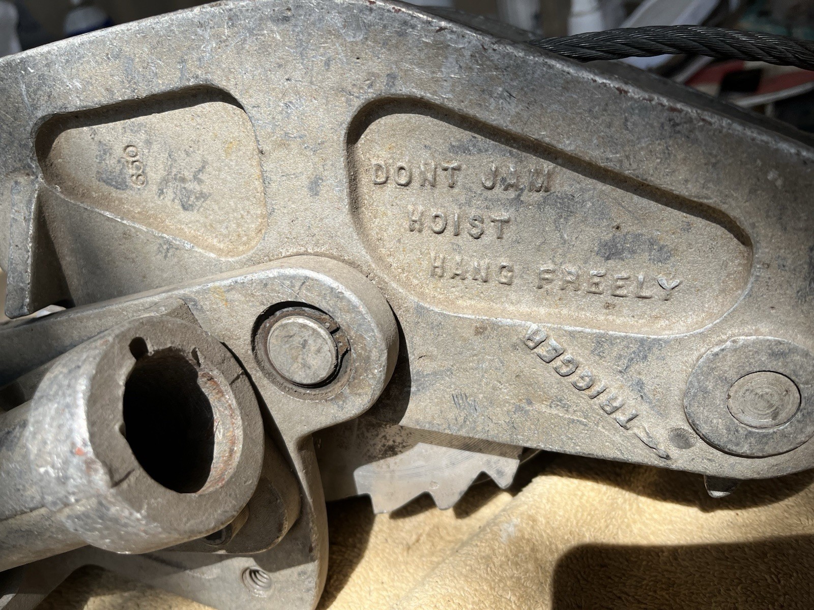 LUG-ALL Model 6000-15 Aluminum Hoist MFG By Lincoln Precision For Lug-All Tested