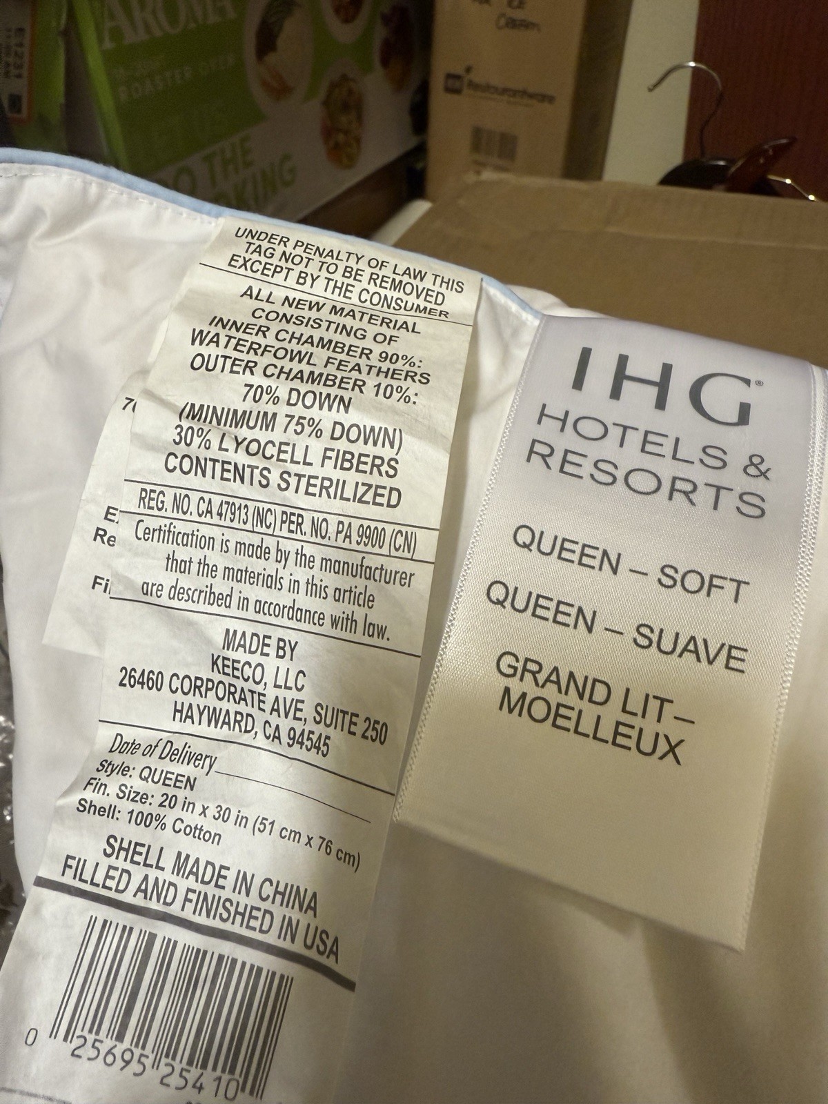 IHG Featherbest QUEEN SOFT Pillow Featured at IHG Hotels FREE PILLOWCASE