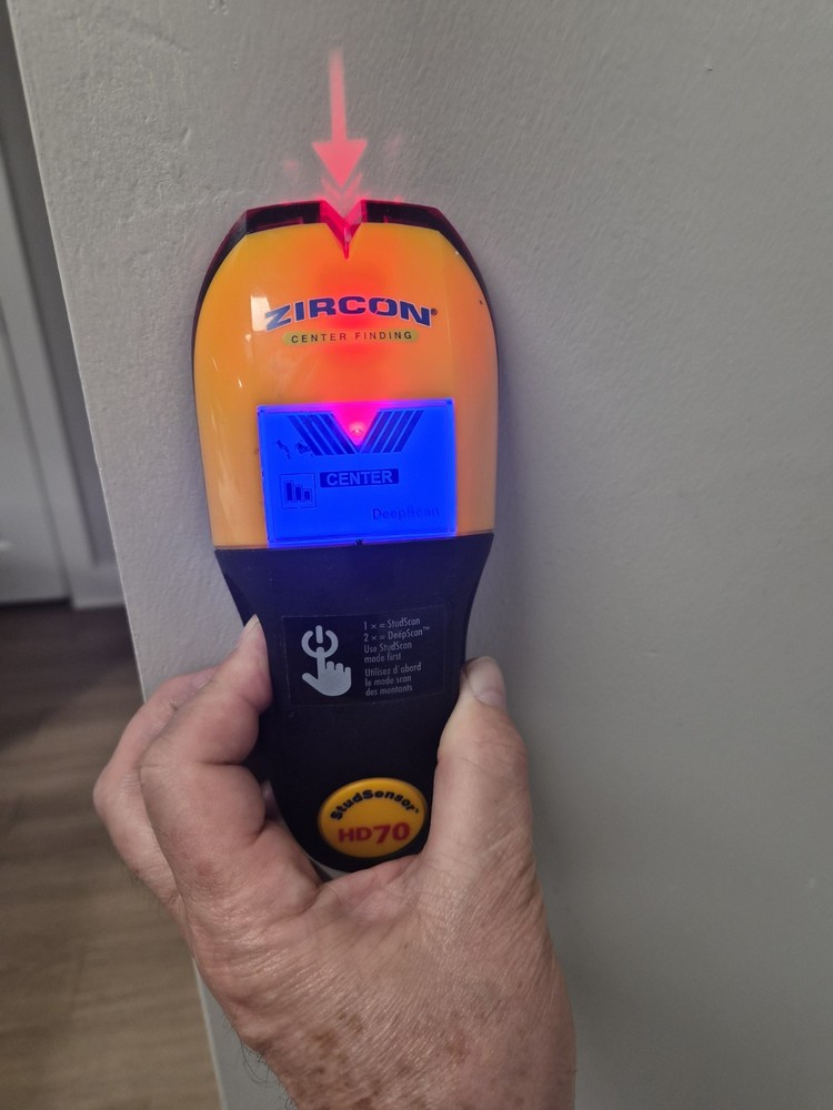 Zircon StudSensor HD70 Stud Finder Multiscanner Center Finding Tested!