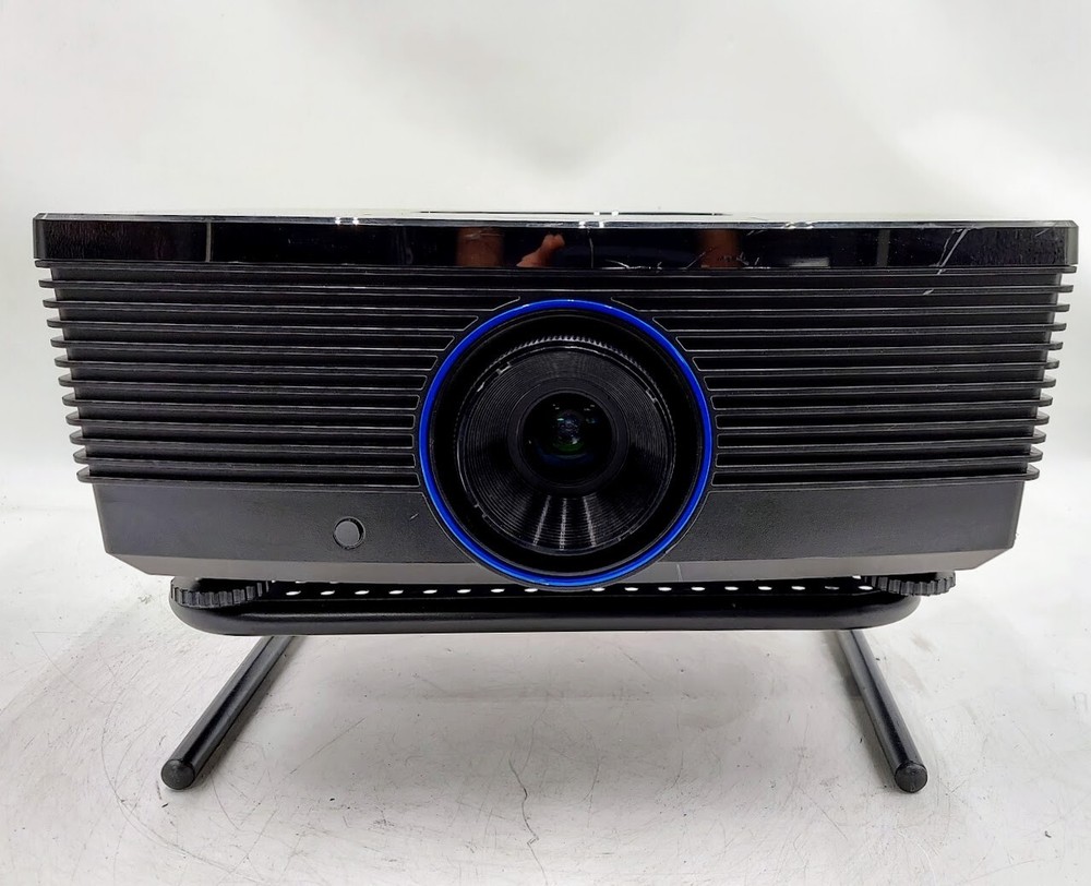 InFocus IN5316HDA DLP Projector *8216 LAMP HOURS*