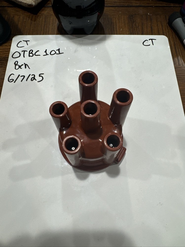 Standard Motor Products GB432 Distributor Cap