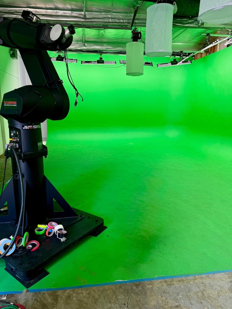 MRMC BOLT FULL SIZE CINEBOT GLAMBOT MOTION CONTROL ROBOT ARM