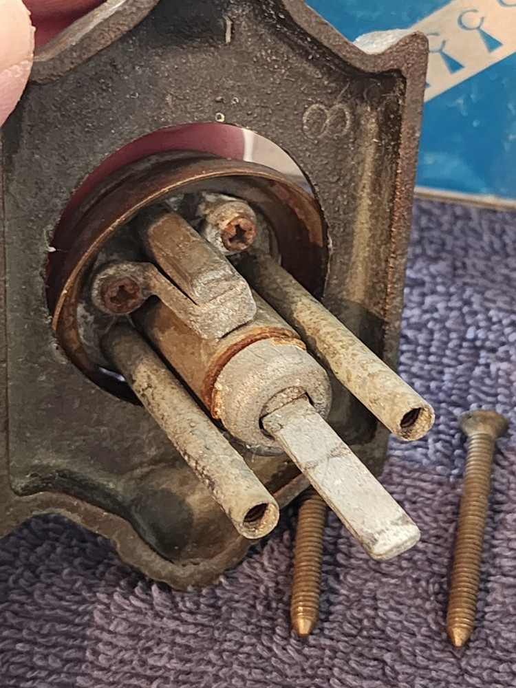 Vintage Dexter Latch Lock/bolt