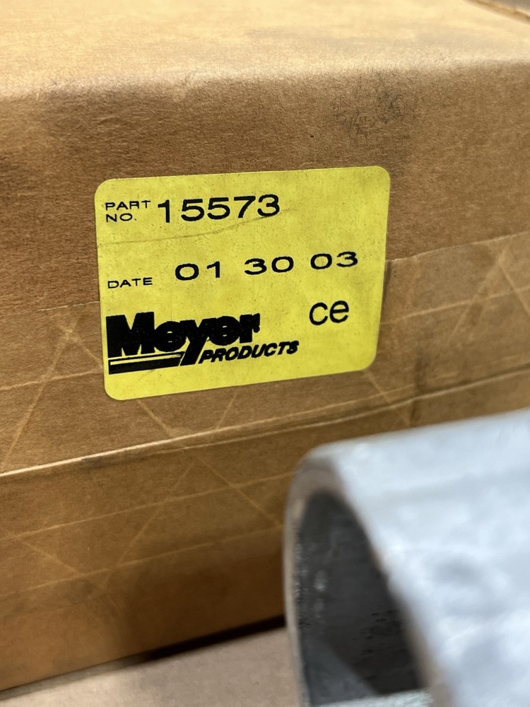 Genuine OEM Meyer 15573 Snowplow Pump Base & Strainer Assembly E46 E47 E57 NOS