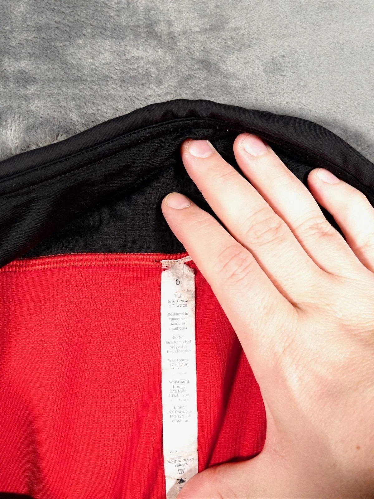 Lululemon Speed Shorts Womens Size 6 Red Black Geometric Running Athletic