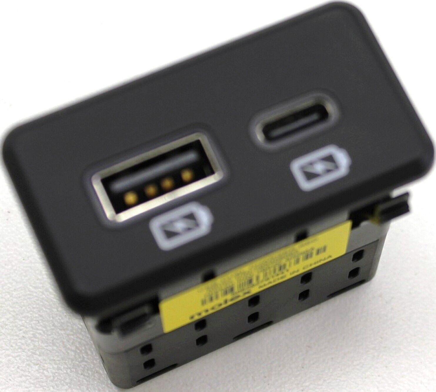 Nissan Rear USB Charging Ports T99Q76LB0B Phone Charge OEM Factory