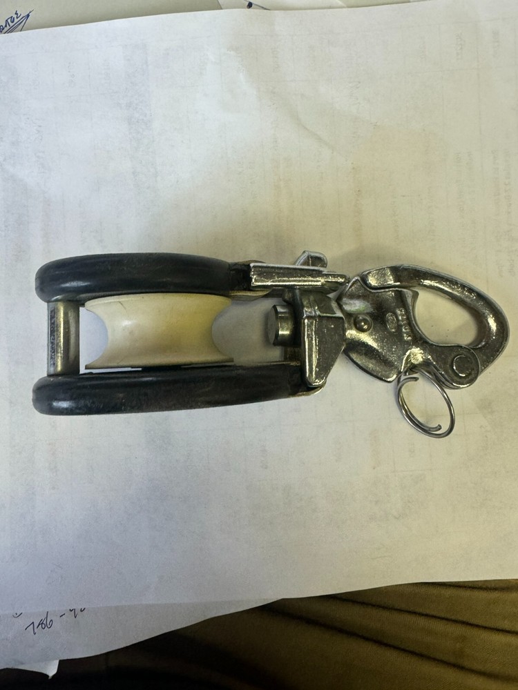 SNATCH BLOCK  BARTON MidRange Snatch Block  MD173