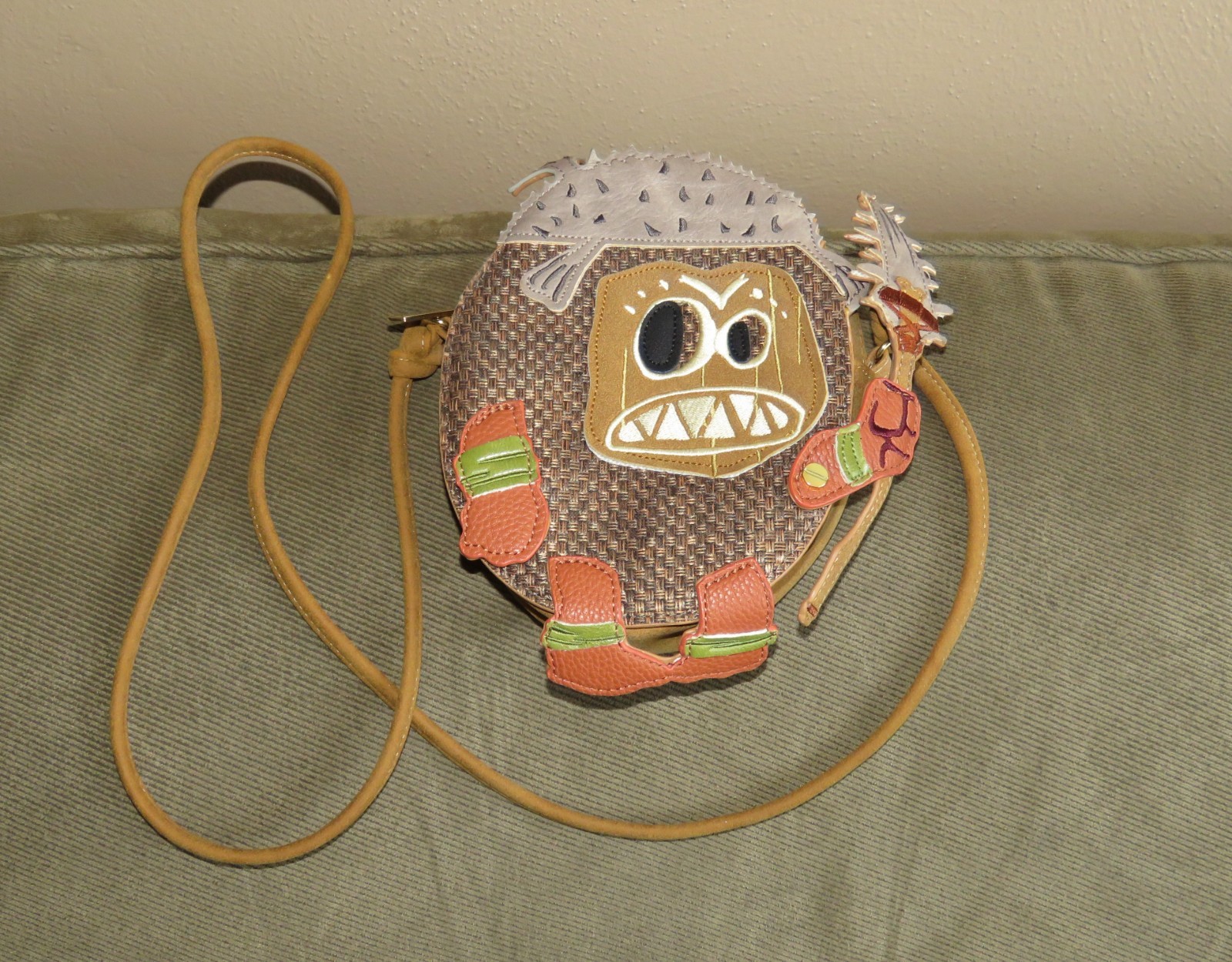 Danielle Nicole Disney Moana Kakamora Crossbody Bag Purse Rare find