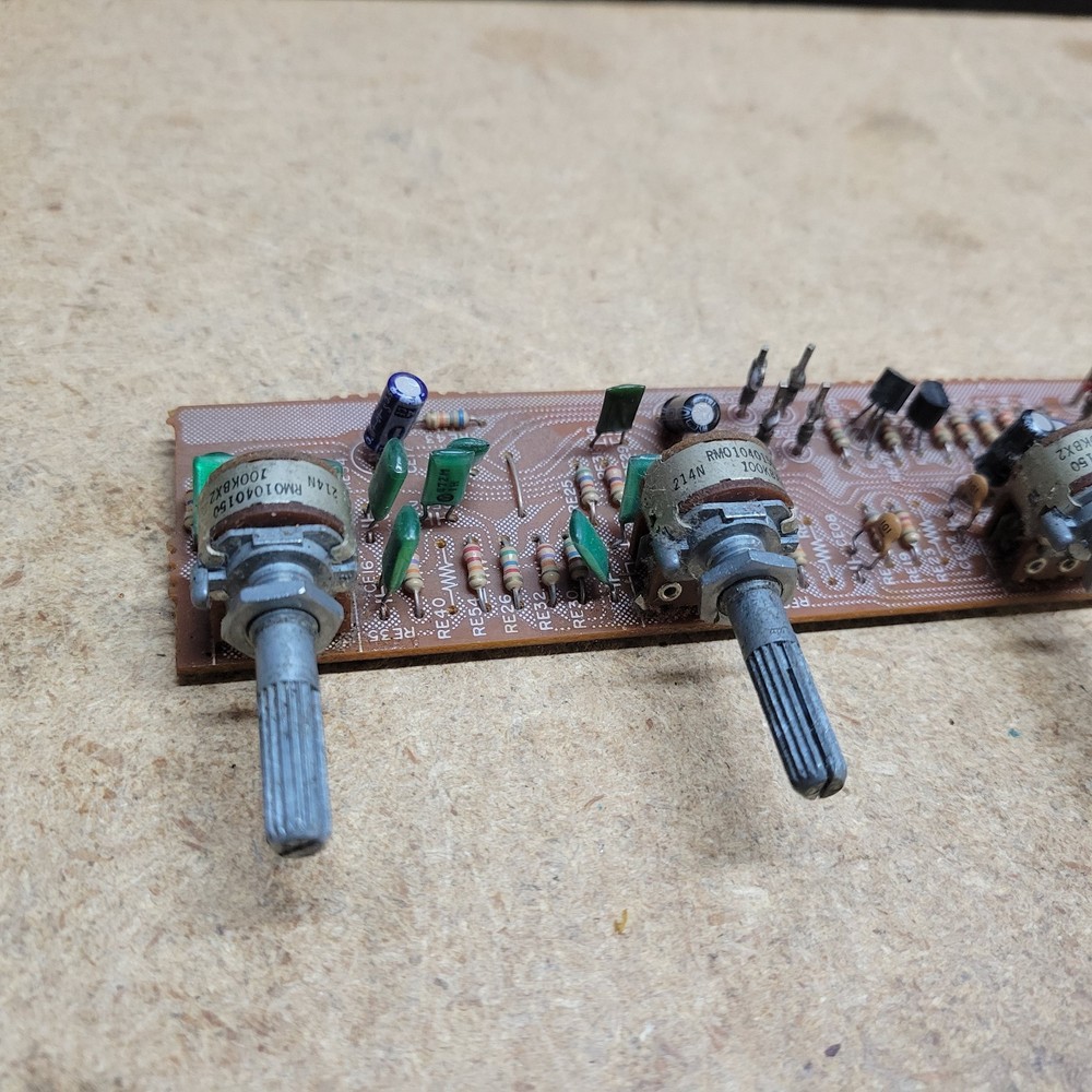 Marantz SR-2000 Tone Amp board.